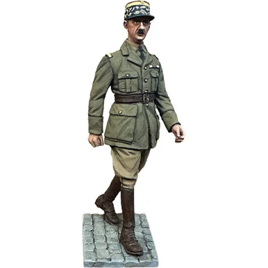 French General Charles De Gaulle, 1944-45 1/30 Figure William Britain (10181)
