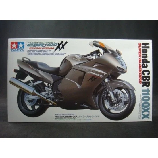 Tamiya 14070 1/12 Honda CBR1100XX Super Blackbird - Model Motorcycles