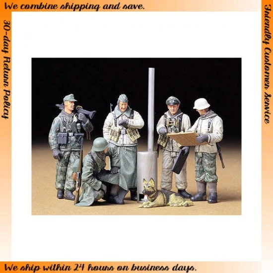 Tamiya 35212 1/35 German Soldiers at Field Briefing - Model Figures
