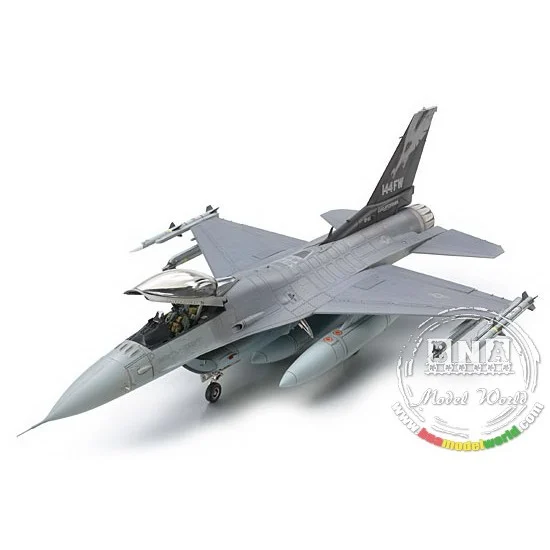 Tamiya 61101 1/48 Lockheed F-16C (block 25/32) Fighting Falcon ANG