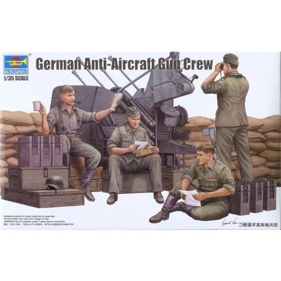 Trumpeter 00432 1/35 WWII German Anti-Aircraft Gun Crew (4 figures)