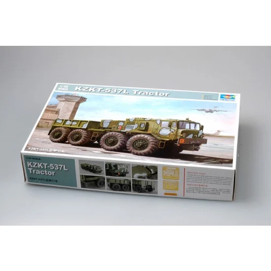 Trumpeter 01005 1/35 KZKT-537L Tractor