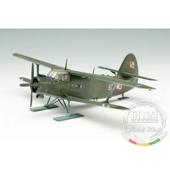 Trumpeter 01607 1/72 Antonov An-2 Colt on Skis