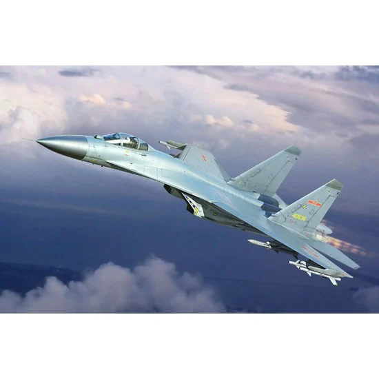 Trumpeter 03915 1/144 Chinese PLAAF J-11B Fighter