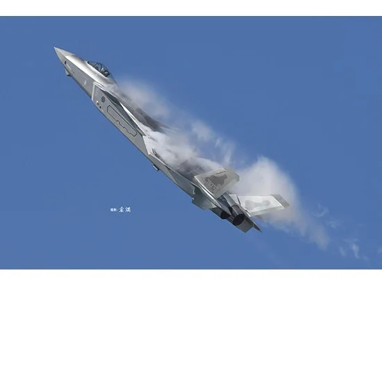 Trumpeter 05811 1/48 Chinese Chengdu J-20 Mighty Dragon