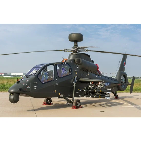 Trumpeter 05851 1/48 Z-19G Light Scout/Attack Helicopter