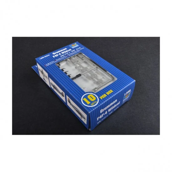 Trumpeter 06202 1/350 Grumman F4F-4 Wildcat (10 planes) for Aircraft Carrier