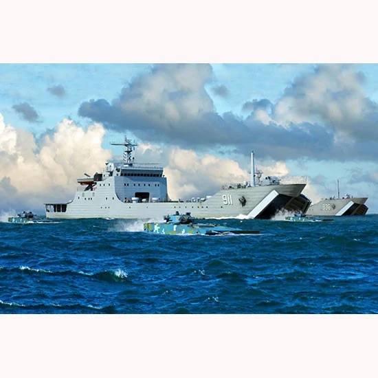 Trumpeter 06728 1/700 PLA Navy Type 072A LST - Model Ships & Boats