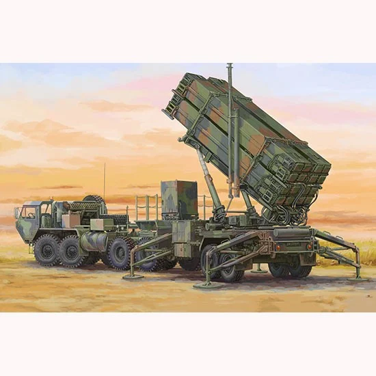 Trumpeter 07157 1/72 M983 HEMTT & M901 Launching Station of MIM-104F Patriot SAM System (PAC-3)