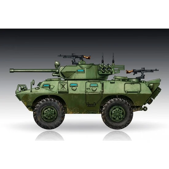 Trumpeter 07442 1/72 LAV-150 APC 90mm Mecar Gun