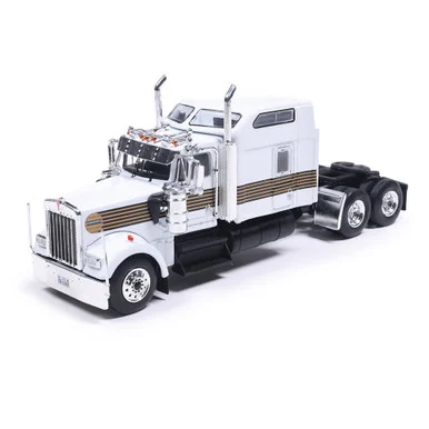 Kenworth W900 - White with Comet