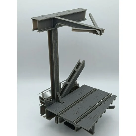 VG DioModels VG64509 1/35 Remagen Bridge Section (15cm x 15cm x 26.5cm) - Scenics & Diorama