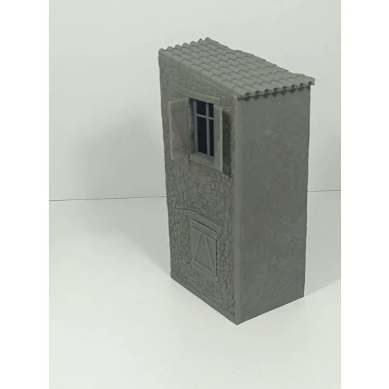 VG DioModels VG64521 1/35 House Type #3 (10cm x 7cm x 20cm) - Scenics & Diorama