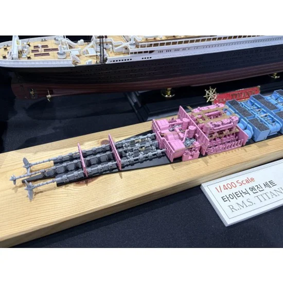 Tori Factory FS-24 1/400 Titanic Engine Set for Academy kit