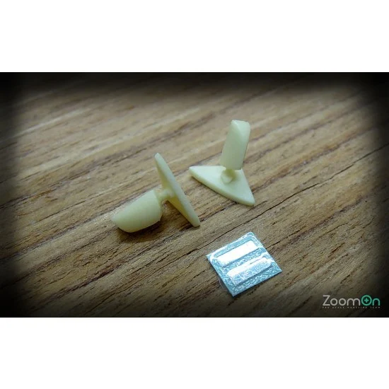 ZoomOn Z009 1/24 First Molding Type B Mirrors - Model Cars