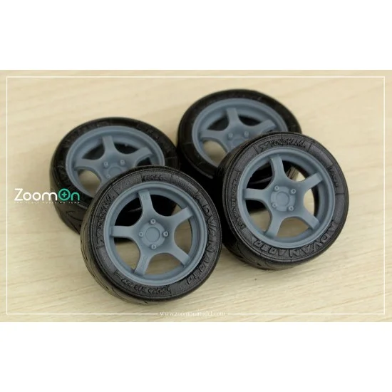 ZoomOn ZR101-17 1/24 17'' Rays 57CR Rim set (5 holes) with Tyres