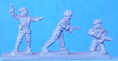 PIG080645 - RUSSIAN DISMOUNTED TANK CREW