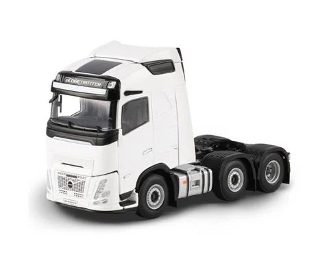 Volvo FH Aero Globetrotter 6x2 Twin Steer - White Line