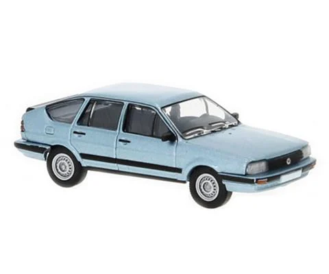 1985 Volkswagen Passat B2 in Metallic Light Blue - PCX87