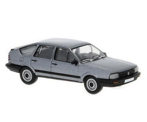 1985 Volkswagen Passat B2 in Metallic Gray - PCX87