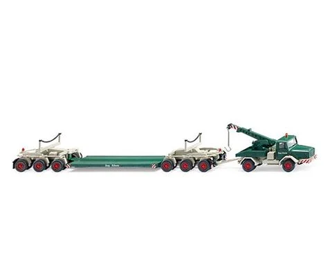 Aug Alborn - 1965-77 Faun Lowboy Trailer with Crane Boom