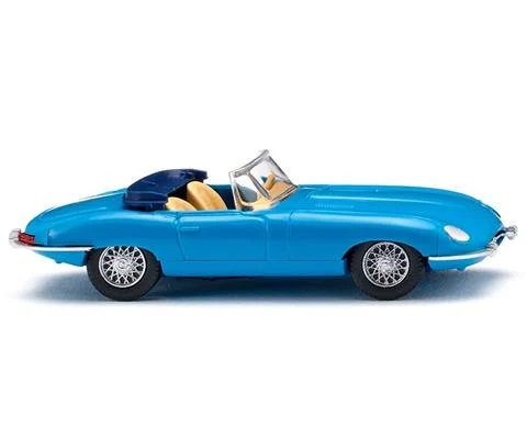 Jaguar E-Type Roadster in Blue