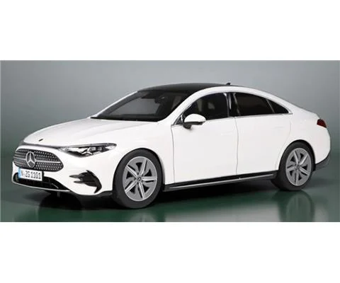 Mercedes-Benz CLA Coupe HEV in Polar White