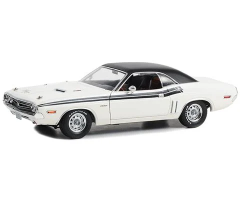 1971 Dodge Challenger R/T in Bright White with Black Interior and Red Plaid Seats - GREENLIGHT