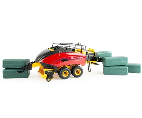 New Holland Big Baler 340 Plus with Hay Bales - ERTL