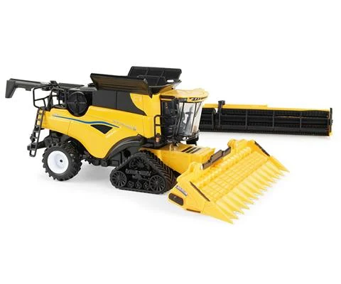 New Holland CR9 90 Combine Tractor - 2023 Farm Show