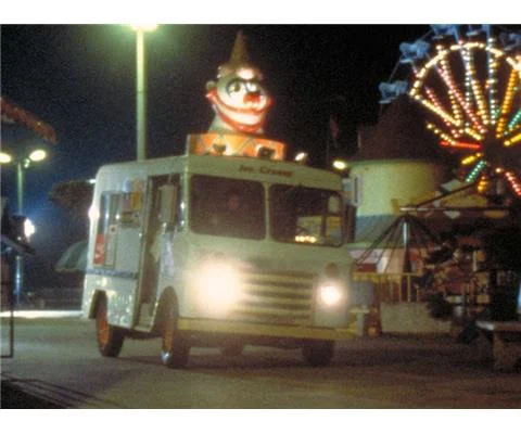 Killer Klowns from Outer Space 1988 - Ice Cream Van