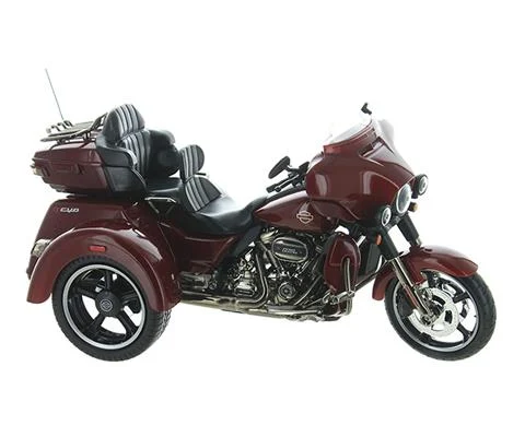 2021 Harley-Davidson CVO Tri-Glide Motorcycle in Charred Crimson