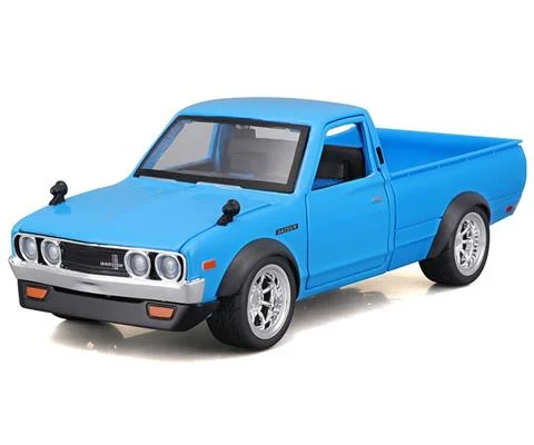 1973 Datsun 620 Pick-up in Light Blue - Tokyo Mods - Maisto Design Series