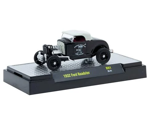 1932 Ford Roadster in Black - M2MACHINES