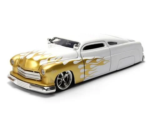 1951 Mercury in White with Gold Flames - JADA TOYS