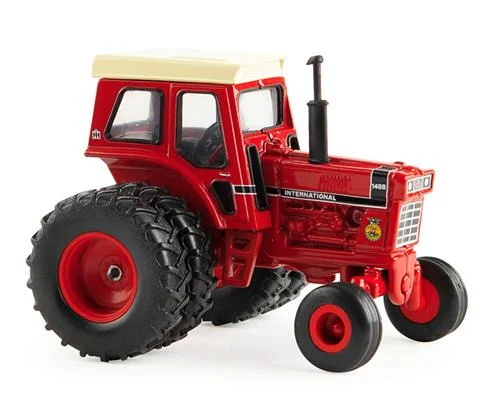 International Harvester 1466 Tractor with Black Stripe Rear Duals and FFA Logo - ERTL