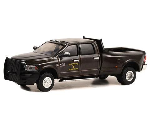 Yellowstone Dutton Ranch - John Duttons 2017 Ram 3500 Laramie Dually Pickup - Yellowstone TV Series 2018-Current