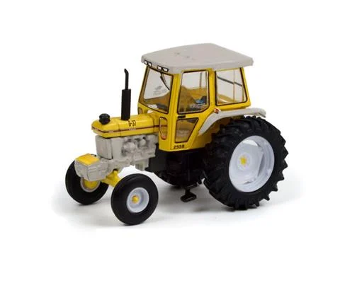 Gerald R Ford International Airport Grand Rapids Michigan - 1990 Ford 6610 Tractor
