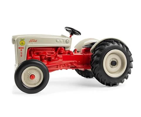 Ford 640 Tractor with FFA Logo - ERTL
