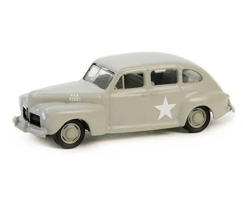 1942 Ford Fordor Deluxe Army Staff Car - GREENLIGHT