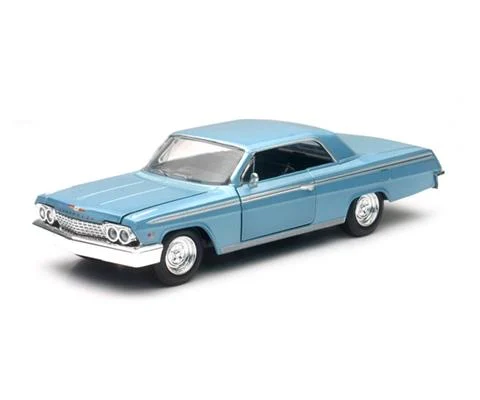 1962 Chevrolet Impala SS in Light Blue - NEW-RAY