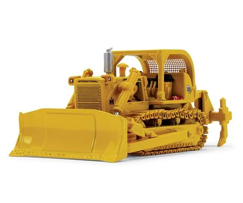 International Harvester TD-25 Crawler Dozer with ROPS and Ripper