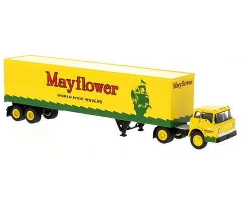 Mayflower - 1970 Ford C-Series with Box Trailer