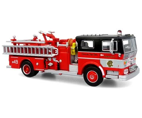 CFD - 1974 Ward LaFrance Fire Engine - Chicago Fire Department - Engine 49
