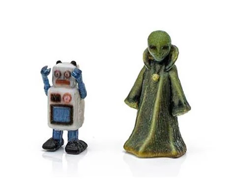 Scenic Accents - Earth Visitors 2-Pack Find Me Figures - O Scale