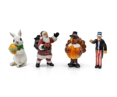 Scenic Accents - Holiday 4-Pack Find Me Figures - N Scale