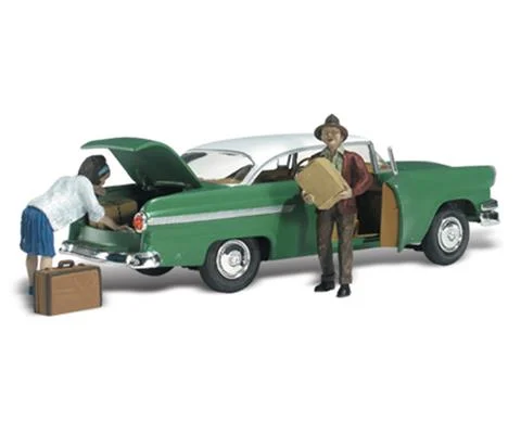 AutoScenes - Lubeners Loading - HO Scale