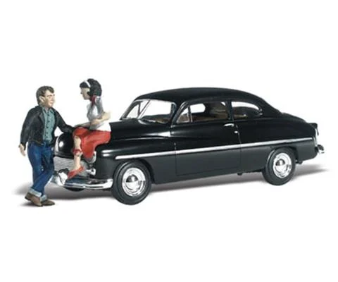 AutoScenes - Spoonin-N-Croonin - HO Scale