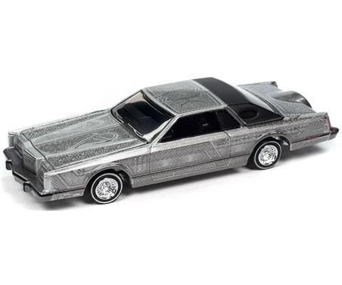1979 Lincoln Continental Lowrider in Silver Metallic with Lowrider Graphics - AUTO WORLD