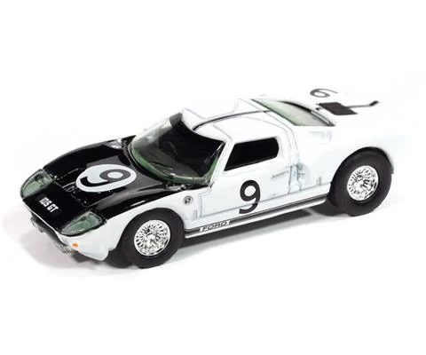 1965 Ford GT40 in Gloss White with Black Upper Front - AUTO WORLD